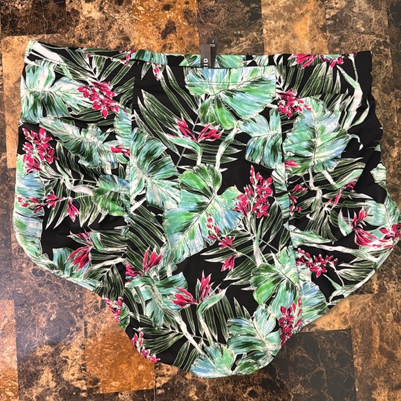 TORRID PLUS SIZE BIKINI SWIM BOTTOM RUCHED TROPICAL SIZE TORRID 1 - Picture 10 of 10